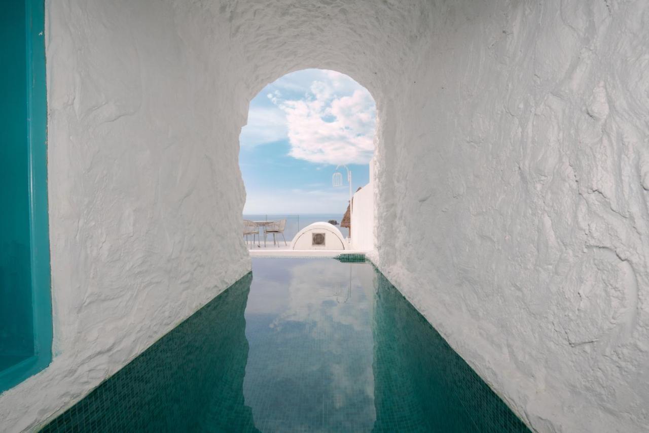 Loccal Collection Hotel Komodo Лабуан-Бахо Экстерьер фото