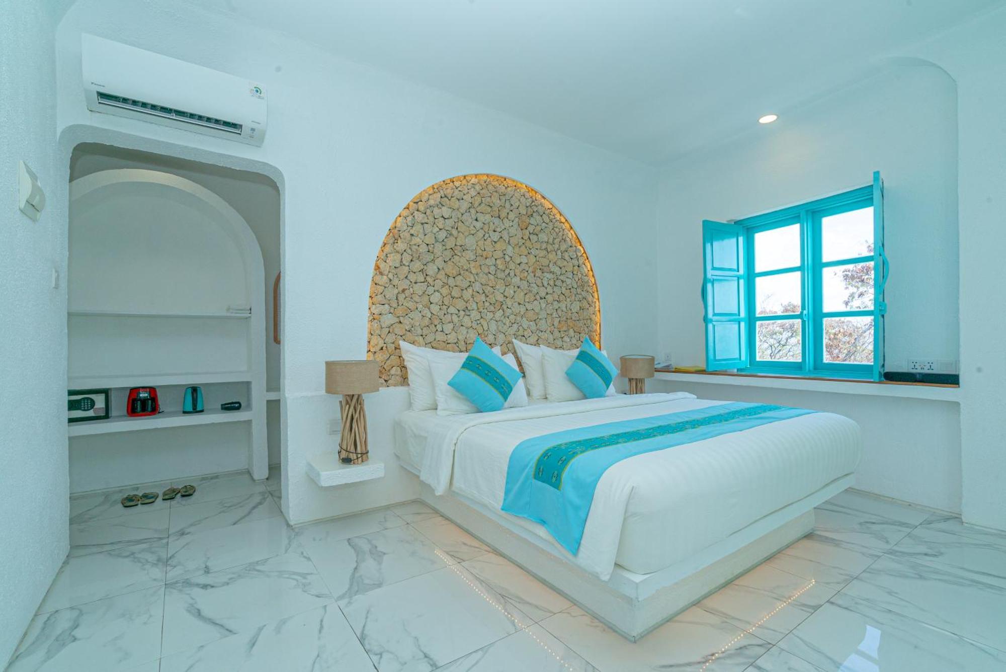 Loccal Collection Hotel Komodo Лабуан-Бахо Экстерьер фото